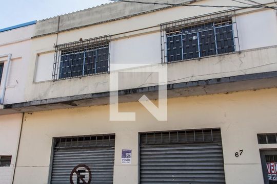 Fachada de casa para alugar com 2 quartos, 240m² em Vila Sargento Jose de Paula, Barueri
