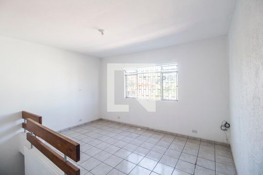 Casa para alugar com 2 quartos, 240m² em Vila Sargento Jose de Paula, Barueri