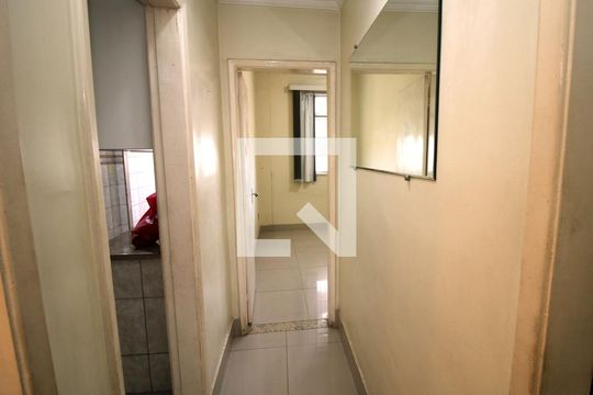 Sala - Corredor de apartamento para alugar com 2 quartos, 125m² em Irajá, Rio de Janeiro