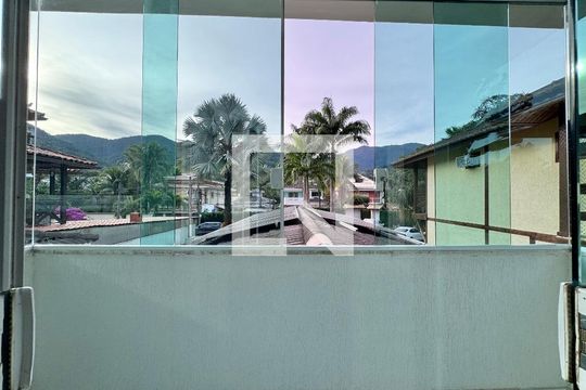 Suíte master - varanda de casa de condomínio para alugar com 4 quartos, 280m² em Vargem Grande, Rio de Janeiro