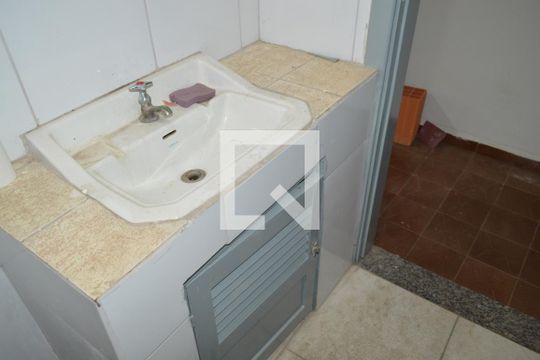 Lavabo de casa à venda com 3 quartos, 155m² em Ipiranga, São Paulo