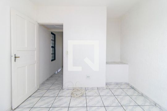 Quarto 1 de casa para alugar com 2 quartos, 75m² em Jardim Casablanca, São Paulo
