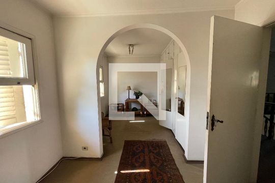 Quarto 3 de casa para alugar com 3 quartos, 367m² em Butantã, São Paulo