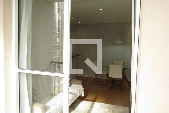 Varanda de apartamento para alugar com 2 quartos, 60m² em Umuarama, Osasco