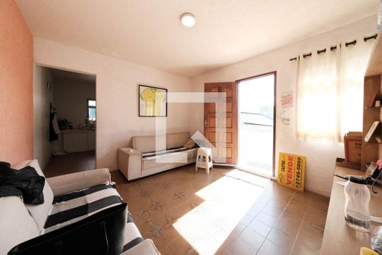 Sala de casa à venda com 4 quartos, 237m² em Vila Santa Teresa, São Paulo