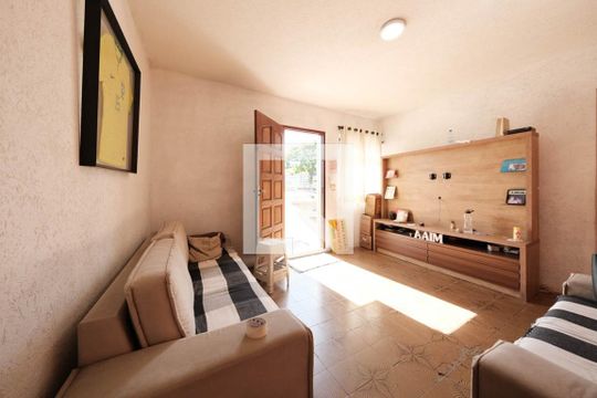 Sala de casa à venda com 4 quartos, 237m² em Vila Santa Teresa, São Paulo