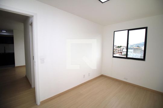 Quarto 2 de apartamento para alugar com 2 quartos, 45m² em Irajá, Rio de Janeiro