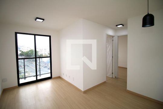 Apartamento para alugar com 2 quartos, 45m² em Irajá, Rio de Janeiro