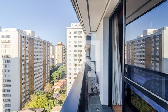 Varanda de kitnet/studio à venda com 1 quarto, 26m² em Jardins, São Paulo