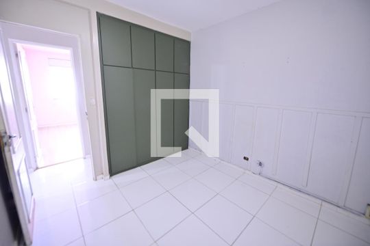 Quarto 2 de apartamento à venda com 3 quartos, 62m² em Vila Jaragua, Goiânia
