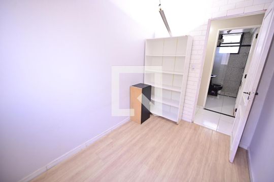 Quarto 1 de apartamento à venda com 3 quartos, 62m² em Vila Jaragua, Goiânia