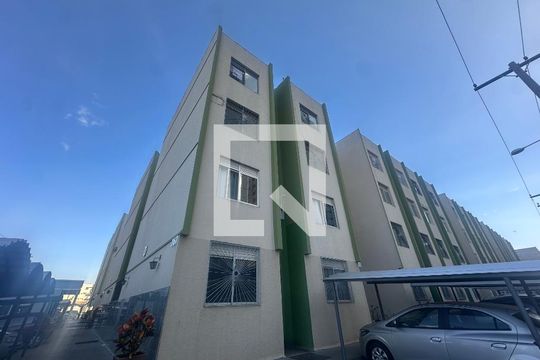 Fachada do bloco de apartamento à venda com 3 quartos, 62m² em Vila Jaragua, Goiânia