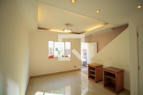 Casa de Condomínio à venda com 3 quartos, 137m² em Vila Bertioga, São Paulo