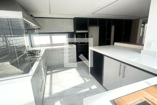 Casa de Condomínio à venda com 7 quartos, 372m² em Tucuruvi, São Paulo