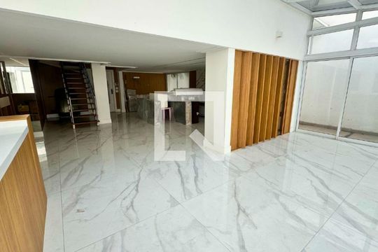 Casa de Condomínio à venda com 7 quartos, 372m² em Tucuruvi, São Paulo