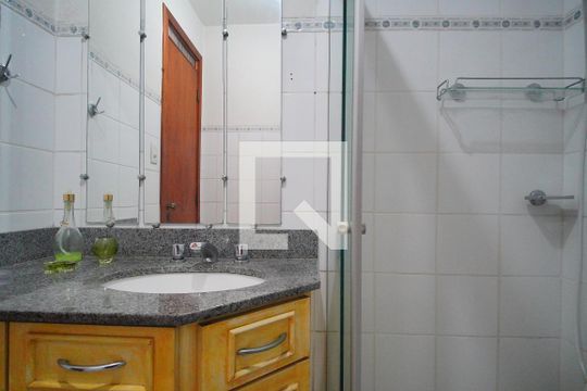 Banheiro Social de casa à venda com 3 quartos, 175m² em Jardim America, São Leopoldo
