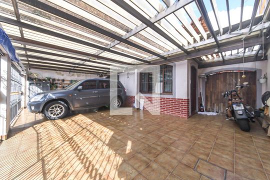 Garagem de casa à venda com 5 quartos, 140m² em Vila Moraes, São Paulo
