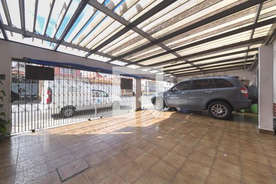 Garagem de casa à venda com 5 quartos, 140m² em Vila Moraes, São Paulo
