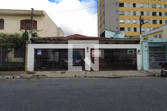 Fachada de casa à venda com 5 quartos, 140m² em Vila Moraes, São Paulo