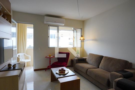 Sala de apartamento para alugar com 3 quartos, 133m² em Saco dos Limões, Florianópolis