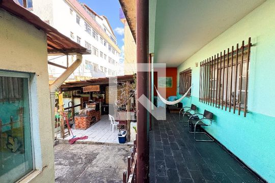 Área comum de casa à venda com 4 quartos, 140m² em Jardim Bandeirantes, Contagem