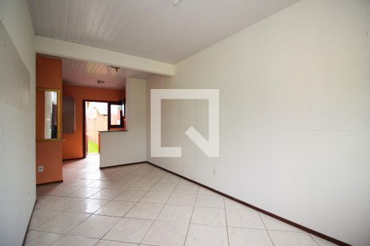 Casa para alugar com 2 quartos, 80m² em Restinga, Porto Alegre