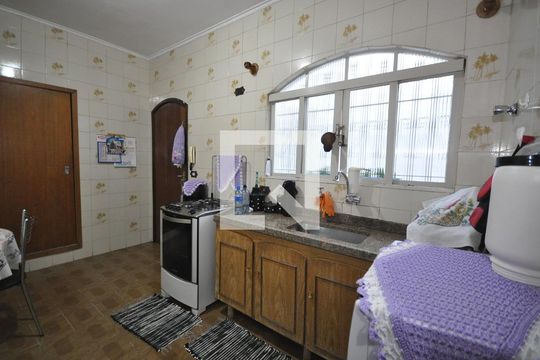 Cozinha de casa à venda com 2 quartos, 148m² em Vila Leonor, São Paulo