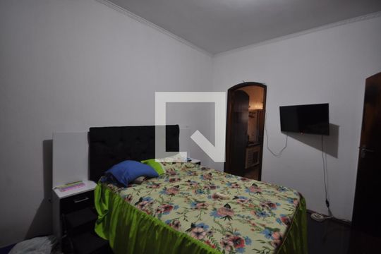 Suíte de casa à venda com 2 quartos, 148m² em Vila Leonor, São Paulo