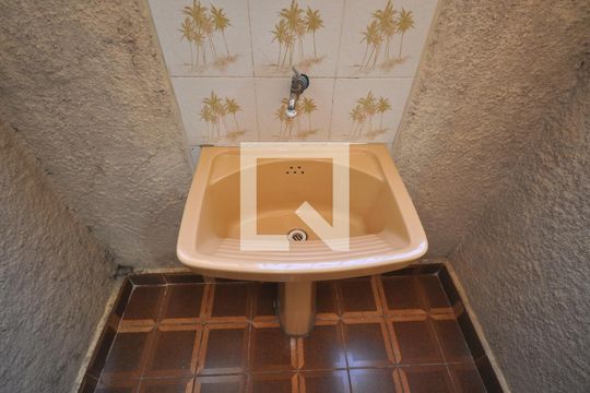 Área de serviço de casa à venda com 2 quartos, 148m² em Vila Leonor, São Paulo