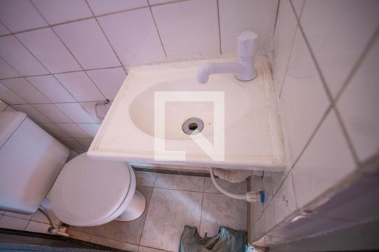 Banheiro de Serviço de casa à venda com 3 quartos, 170m² em Conceição, Diadema