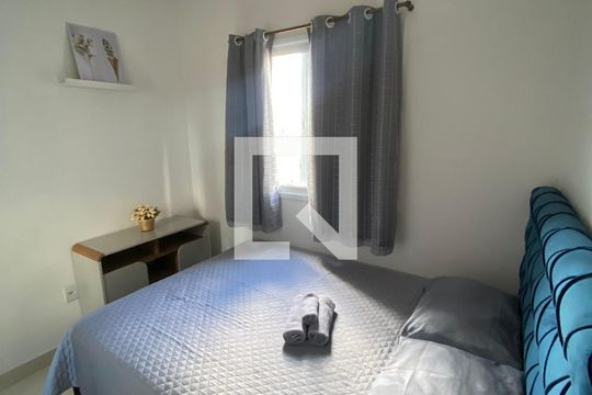 Quarto 1 de apartamento para alugar com 2 quartos, 35m² em Itaquera, São Paulo