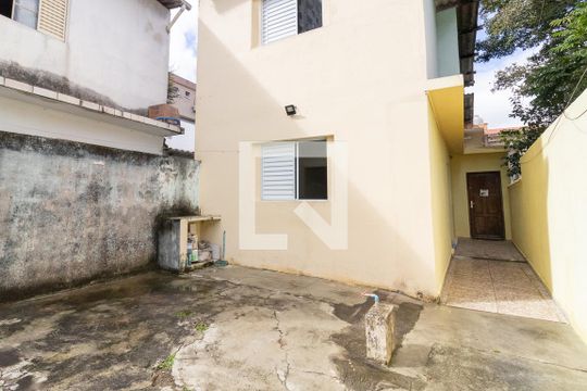 Área comum de casa para alugar com 2 quartos, 120m² em Vila Ré, São Paulo