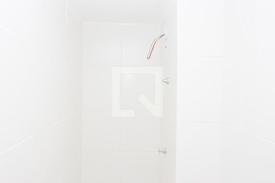 Banheiro de apartamento à venda com 2 quartos, 34m² em Veleiros, São Paulo