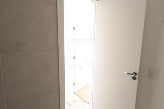 Banheiro de apartamento para alugar com 2 quartos, 38m² em Tatuapé, São Paulo