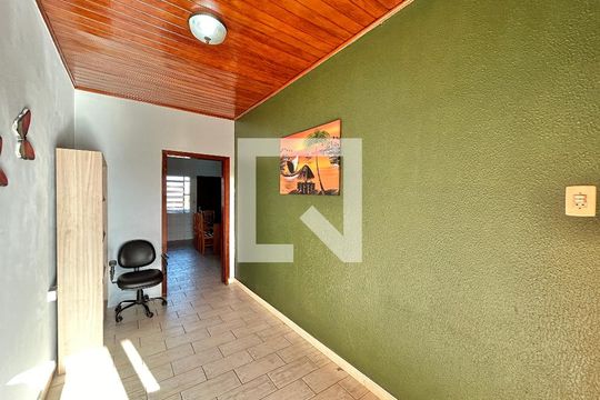 Entrada de casa à venda com 3 quartos, 170m² em Campina, São Leopoldo