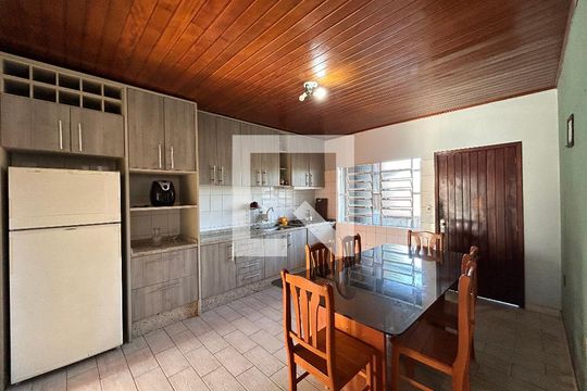 Cozinha de casa à venda com 3 quartos, 170m² em Campina, São Leopoldo