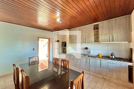 Cozinha de casa à venda com 3 quartos, 170m² em Campina, São Leopoldo
