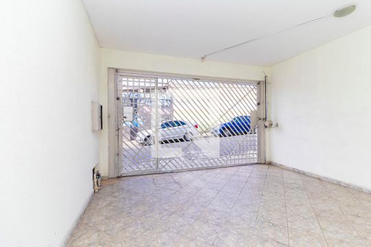 Garagem de casa à venda com 3 quartos, 130m² em Guaianases, São Paulo