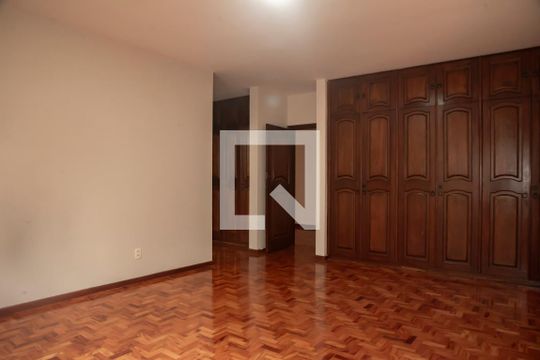 Casa 1 - Suíte 5 de casa para alugar com 8 quartos, 1100m² em Planalto Paulista, São Paulo
