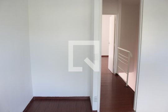 Quarto 2 de casa de condomínio para alugar com 2 quartos, 60m² em Jardim Barbacena, Cotia