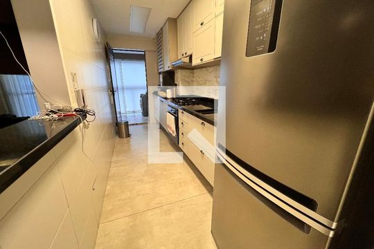 Cozinha de apartamento para alugar com 3 quartos, 165m² em Freguesia (jacarepaguá), Rio de Janeiro