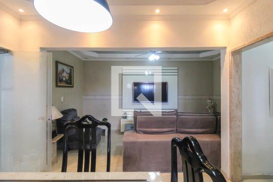Casa à venda com 2 quartos, 240m² em Jardim Nice, São Paulo
