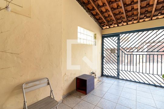Garagem de casa à venda com 3 quartos, 144m² em Tucuruvi, São Paulo