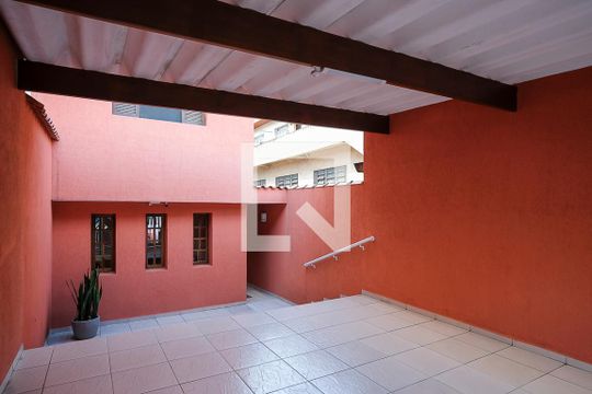 Garagem de casa à venda com 3 quartos, 203m² em Jardim, Santo André