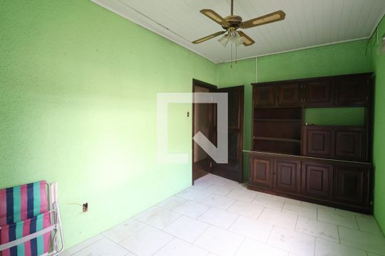 Sala de casa à venda com 2 quartos, 101m² em Centro, Canoas