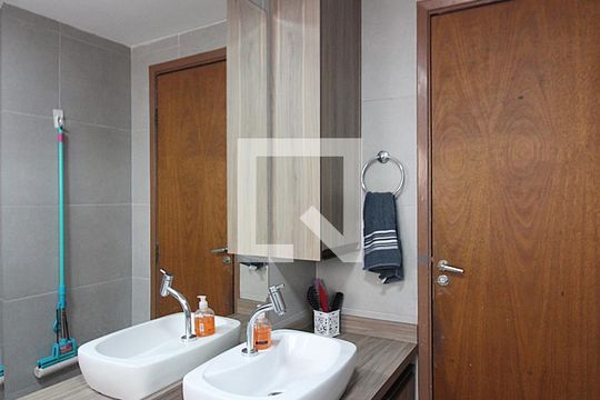 Banheiro Social de apartamento à venda com 2 quartos, 78m² em Vila Santa Luzia, São Bernardo do Campo
