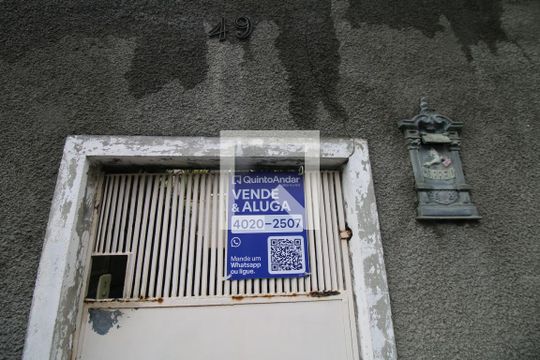 Placa de casa à venda com 2 quartos, 135m² em Irajá, Rio de Janeiro