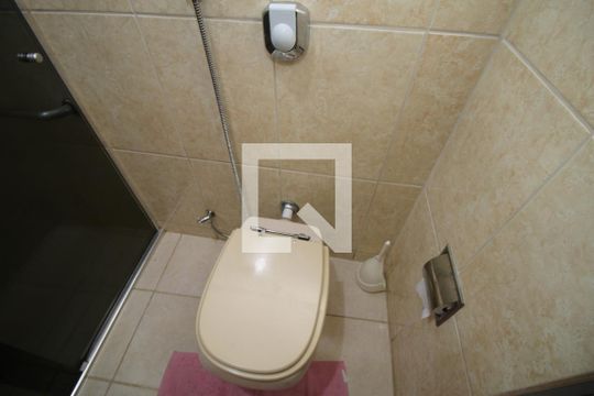 Banheiro de casa à venda com 2 quartos, 135m² em Irajá, Rio de Janeiro