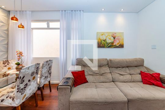 Sala de apartamento à venda com 2 quartos, 60m² em Nova Suíça, Belo Horizonte