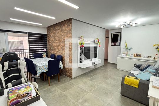 Sala  de apartamento à venda com 3 quartos, 97m² em Vila Scarpelli, Santo André